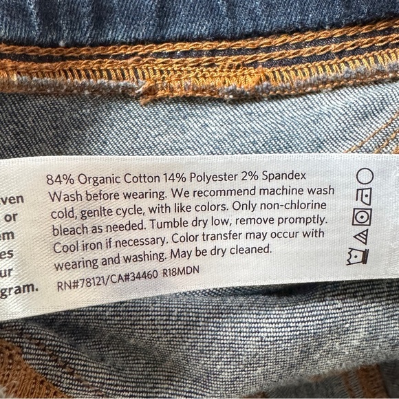 Eileen Fisher Frayed Hem Pull-On Ankle Jeans, Dark Wash, Size S - Picture 8 of 8